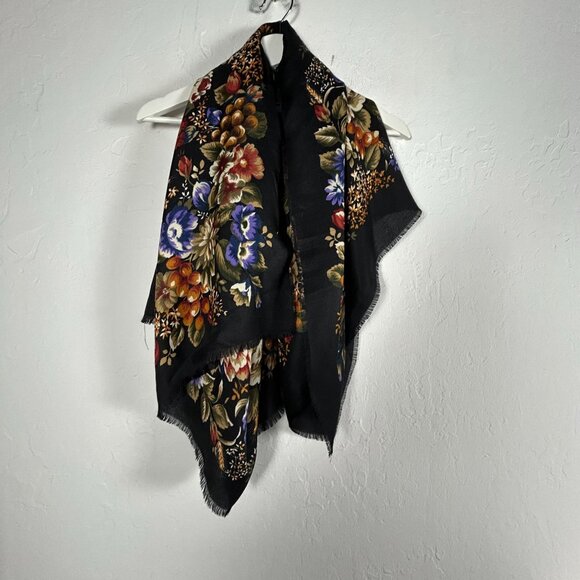 Atrium Collection Accessories - Atrium Collection Floral Print Rectangle Scarf 46x48 Black Lightweight Fringe